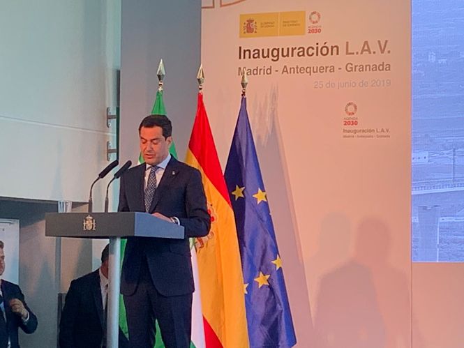 Intervención de Juanma Moreno en el acto inaugural del AVE en la Estación de Andaluces de Granada (JOSÉ VELASCO) Intervención de Juanma Moreno en el acto inaugural del AVE en la Estación de Andaluces de Granada (JOSÉ VELASCO)