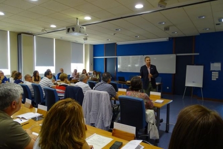 El gerente del Servicio Andaluz de Salud (SAS), Miguel Moreno en la sesión dedicada al análisis del Sistema Sanitario Andaluz, dentro del Programa de Desarrollo de Directivos que el SAS realiza con la Escuela Andaluza de Salud Pública (EASP)