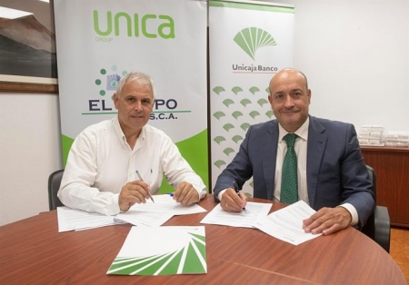 Firma del convenio entre Ubicaba y El Grupo (UNICAJA)