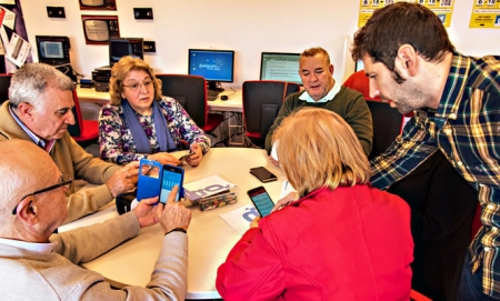 Uno de los Centros Guadalinfo de la red andaluza en los que se realizan actividades de formación TIC para la innovación social, el empleo y el emprendimiento (CFR)