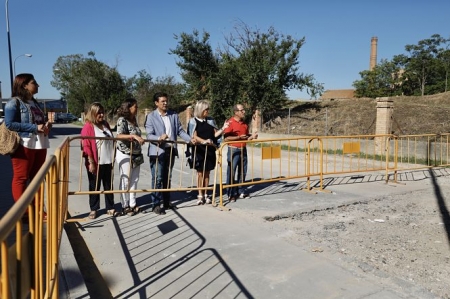 Francisco Cuenca durante la visita a Bobadilla (PSOE) 
