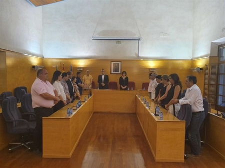El Pleno del Ayuntamiento de Guadix ha guardado un minuto de silencio (AYTO. GUADIX) 