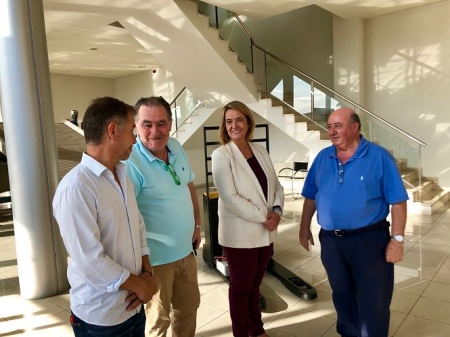 Luisa García CHamorro ha visitado Maquifrut (AYTO. MOTRIL)