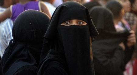Las personas musulmanas, junto con las personas gitanas, son el grupo más discriminado, no solo en España, sino también en Europa (UGR)