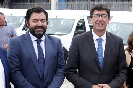 Juan Marín y Jaoquñin López-Sidro durante una visita a Granada (JUNTA)