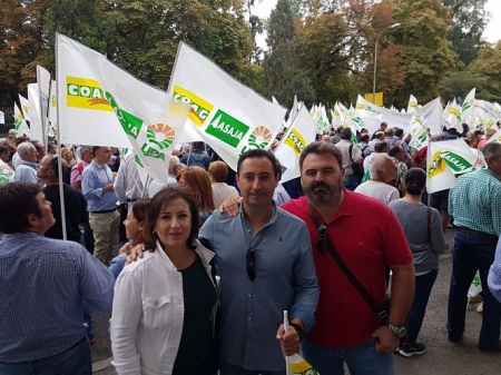 Sandra García durante la amnifestación (PSOE)