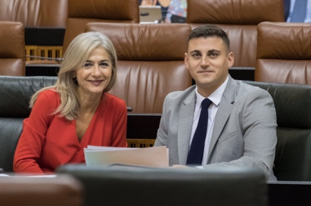 Rafael Caracuel junto a la Consejera de Cultura, Patricia del Pozo (PP)