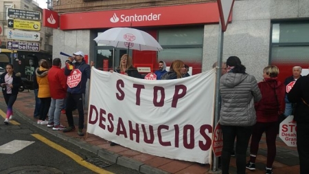 Concentración de Stop Deshaucios en el Banco Santander (STOP DESHAUCIOS)