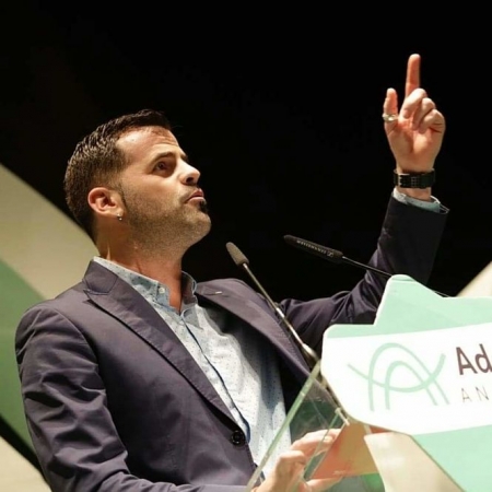 Jesús Fernández durante su intervención en el Parlamento andaluz (IU)