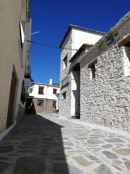 Una de las calles tras la Obras (DIPGRA) 