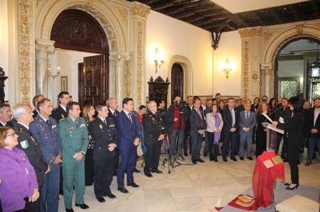 La subdelegada del gobierno ha leído un manifiesto contra la violencia de género (SUBDELEGACIÓN)