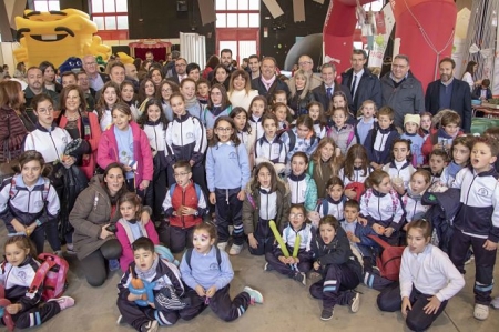 Escolares han llenado Juveandalus (FERMASA)