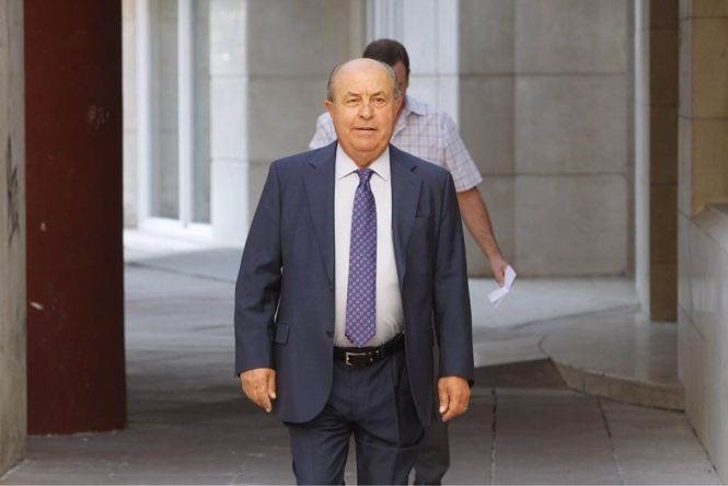 El exalcalde de Granada José Torres Hurtado llega a los juzgados para declarar, en una imagen de archivo (EUROPA PRESS) El exalcalde de Granada José Torres Hurtado llega a los juzgados para declarar, en una imagen de archivo (EUROPA PRESS)