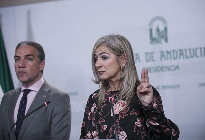 El consejero de Presidencia, Elías Bendodo (i) y la consejera de Cultura y Patrimonio Histórico, Patricia del Pozo (d), este martes (MARIA JOSÉ LÓPEZ / EUROPA PRESS) El consejero de Presidencia, Elías Bendodo (i) y la consejera de Cultura y Patrimonio Histórico, Patricia del Pozo (d), este martes (MARIA JOSÉ LÓPEZ / EUROPA PRESS)