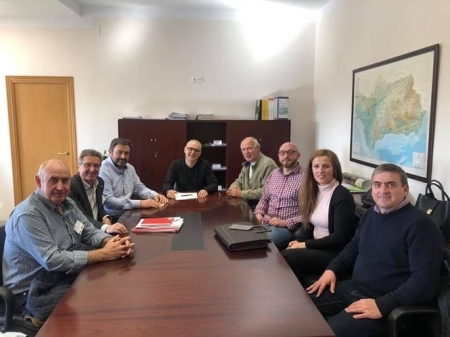 Representantes municipales de Baza, Caniles, Agapro y Savia en una reunión con el presidente de la CHG, Joaquín Páez (AGAPRO) 
