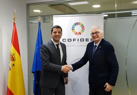 Acuerdo entre Greening y Cofides para facilitar la implantación de la primera en México (COFIDES) 