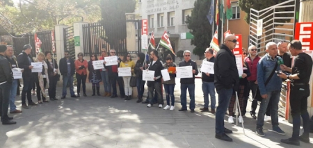 Concentración ante la Delegación de Salud (CCOO) 