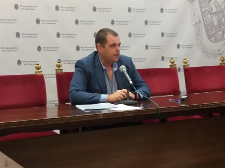Onofre Miralles, portavoz de VOX en el Ayuntamiento de Granada (VOX) 
