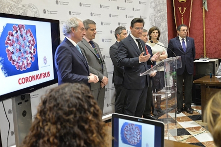 Luis Salvador ha explicado el protocolo de actuación contra el coronavirus (JAVIER ALGARRA)