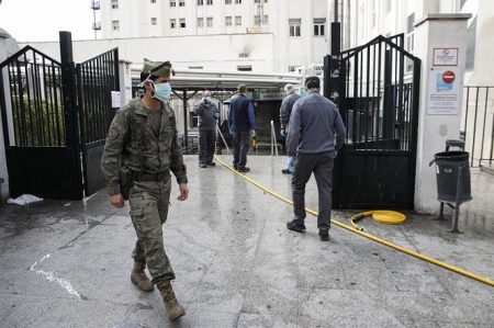 Los Legionarios acuden a Granada para prestar servicio de informacion por la cuarentena del Coronavirus (ÁLEX CÁMARA - EUROPA PRESS) 