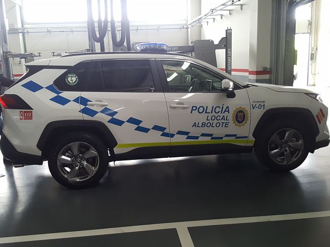 Nuevo coche para la Policía Local de Albolote - Ahora Granada