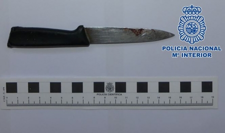 Cuchillo con que se produjo la agresión (POLICÍA NACIONAL) 