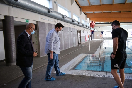 El Alcalde de Albolote y el Concejal de Deportes han visitado el CDU (AYTO. ALBOLOTE) 