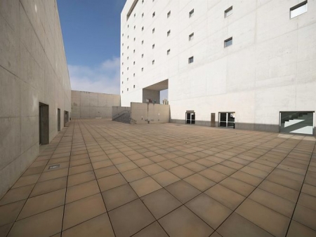 Plaza de las Culturas del Centro Cultural CajaGranada (CAJAGRANADA FUNDACIÓN) 