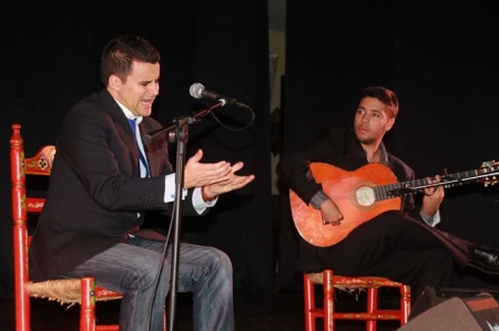 Imagen de un concierto de Juan Pinilla (AYTO. ALMUÑÉCAR)