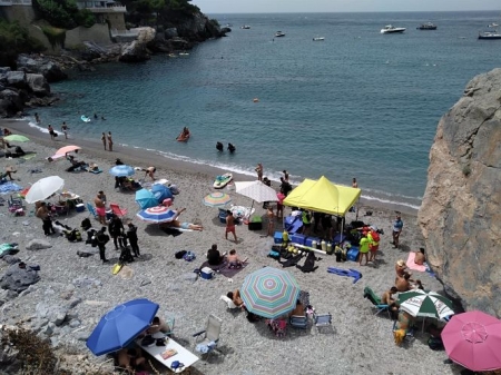 Zona oeste de la playa San Cristóbal de Almuñécar (AYUNTAMIENTO DE ALMUÑÉCAR) 