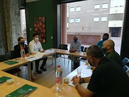 Imagen de la reunión con UPA (CS)