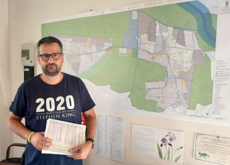 El concejal de Urbanismo de Vegas del Genil presenta el nuevo PGOU que el pleno del Ayuntamiento acaba de aprobar inicialmente (AYTO. VEGAS DEL GENIL) 