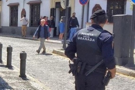 Imagen de archivo de efectivos de la Policía Local de Granada (POLICÍA LOCAL) 