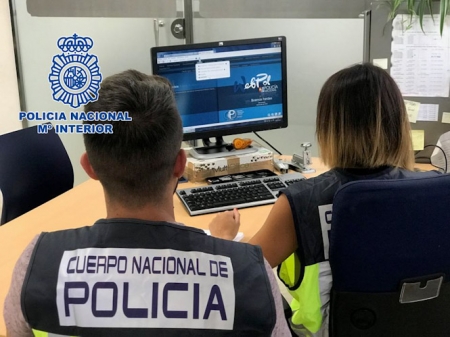 Agentes de la Policía Nacional (POLICÍA NACIONAL)