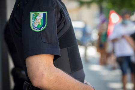 Agente de la Unidad de la Polcía adscrita (JUNTA)