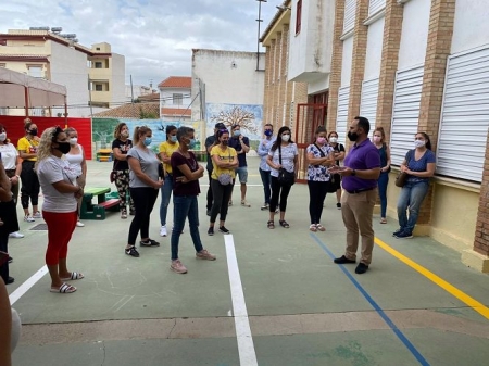 Reunión de Ayuntamiento y padres y madres del colegio Tierno Galván (AYUNTAMIENTO) 