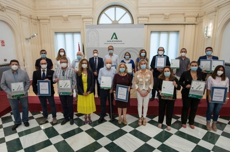 Imagen de la entrega de los certificados (JUNTA) 