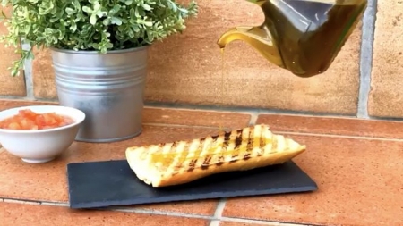Tostada de aceite de Oliva (DIPUTACIÓN)