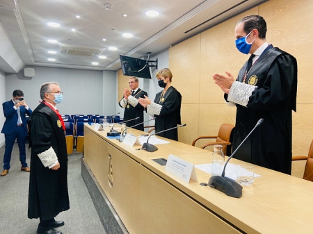 Acto de entrega del premio (COLEGIO DE ABOGADOS) 