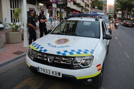 Vehículo de la Policia Locald e ALmuñécar (AYTO. ALMUÑÉCAR)