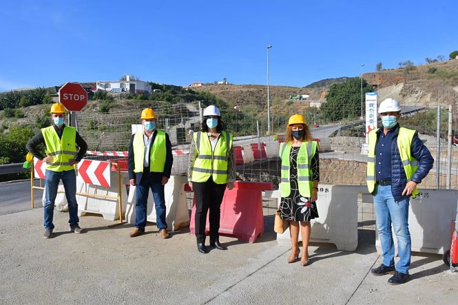 Visita a las obras de construcción del colector de aguas residuales de Molvízar (Granada) (JUNTA DE ANDALUCÍA) Visita a las obras de construcción del colector de aguas residuales de Molvízar (Granada) (JUNTA DE ANDALUCÍA)
