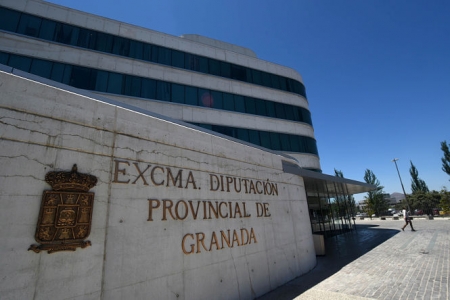 Fachada de la Diputación Provincial (DIPUTACION)
