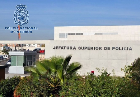 Fachada de la Jefatrua Superior de Policía (POLICÍA ANCIONAL)