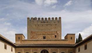 La Alhambra de Granada en una imagen de archivo (ÁLEX CÁMARA - EUROPA PRESS)