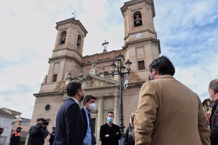 El alcalde de Granada, Luis Salvador, en Santa Fe, con el vicepresidente de la Junta, Juan Marín (AYUNTAMIENTO DE GRANADA) 