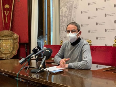 El viceportavoz del Grupo Socialista en el Ayuntamiento de Granada, Miguel Ángel Fernández Madrid (PSOE) 