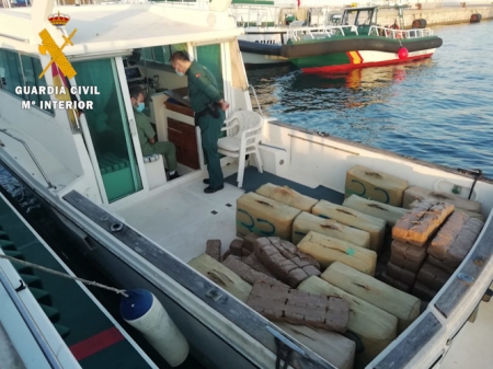 Imagen de la Narcolancha (GUARDIA CIVIL)