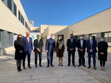 El Consejero de educación, Javier Imbroda ha inaugurado la primera fase del Colegio San isidro labrador de El Chaparral (AYTO. ALBOLOTE)