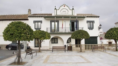 Fachada del Ayuntamiento de Otura (ÁLEX CÁMARA/AYUNTAMIENTO) 