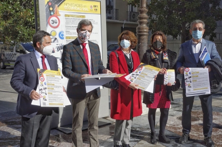 Presentación de la campaña de Seguridad Vial (JAVIER ALGARRA / AYUNTAMIENTO)